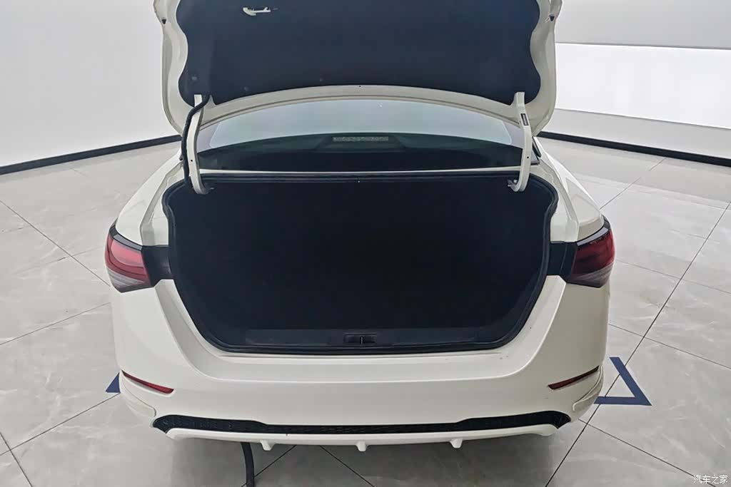 Nissan Sylphy, 2023 4