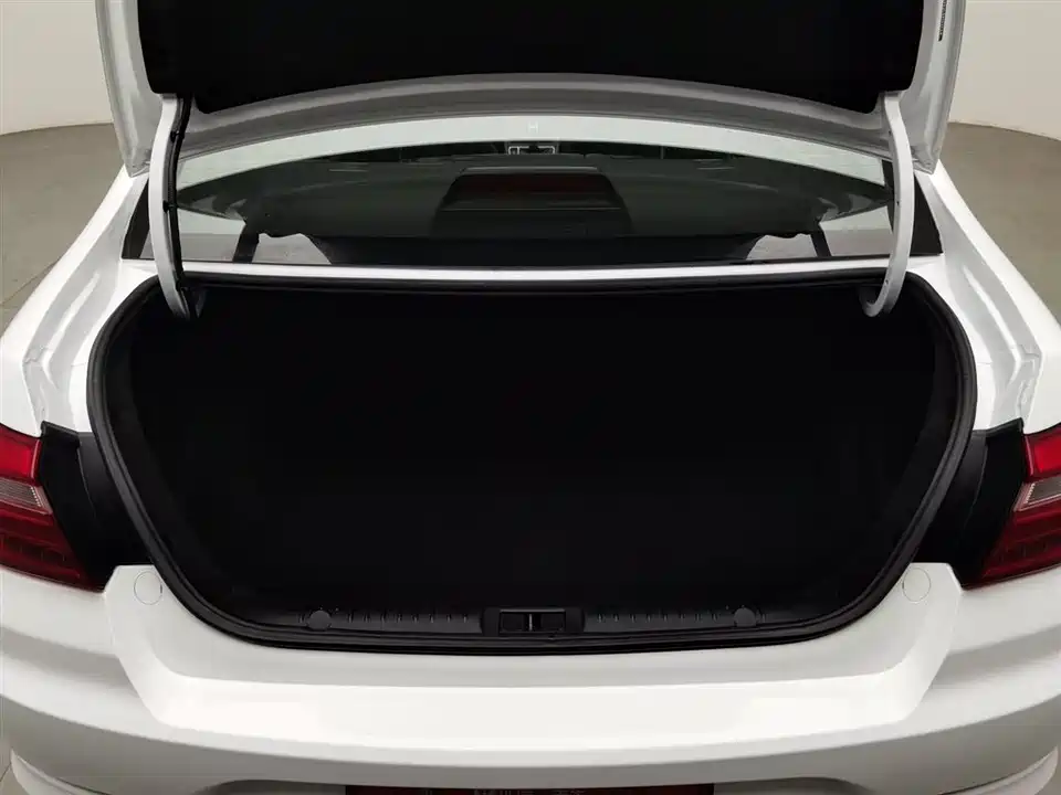 Geely Vision
