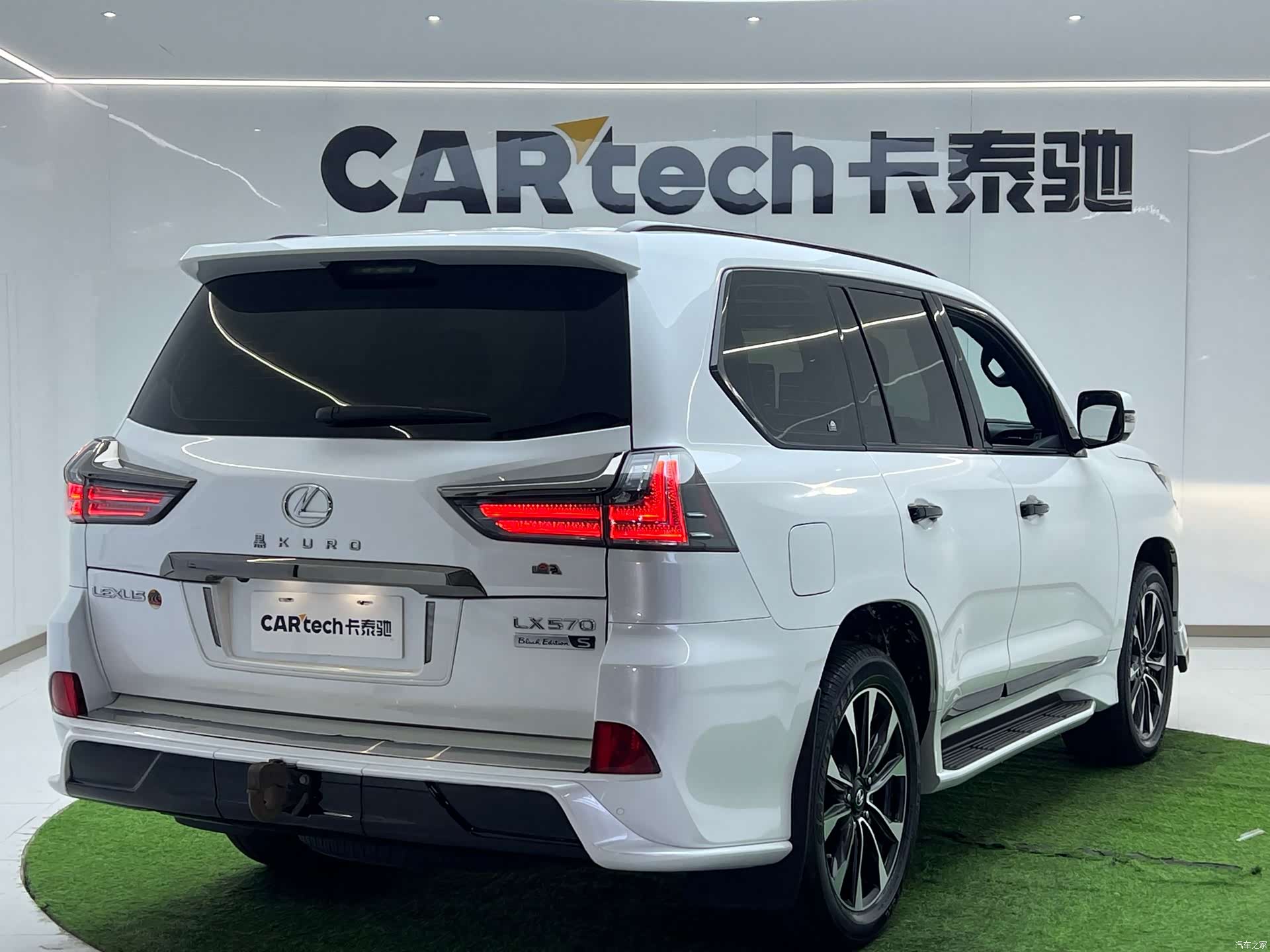 Lexus LX, 2022 все фото