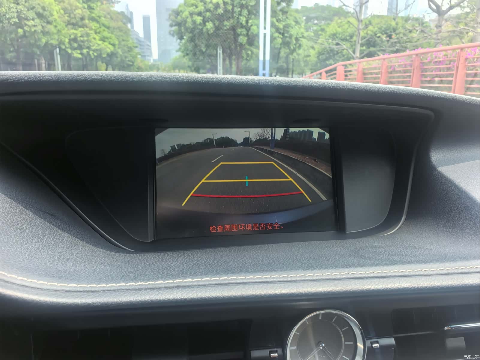 Lexus ES, 2018 24