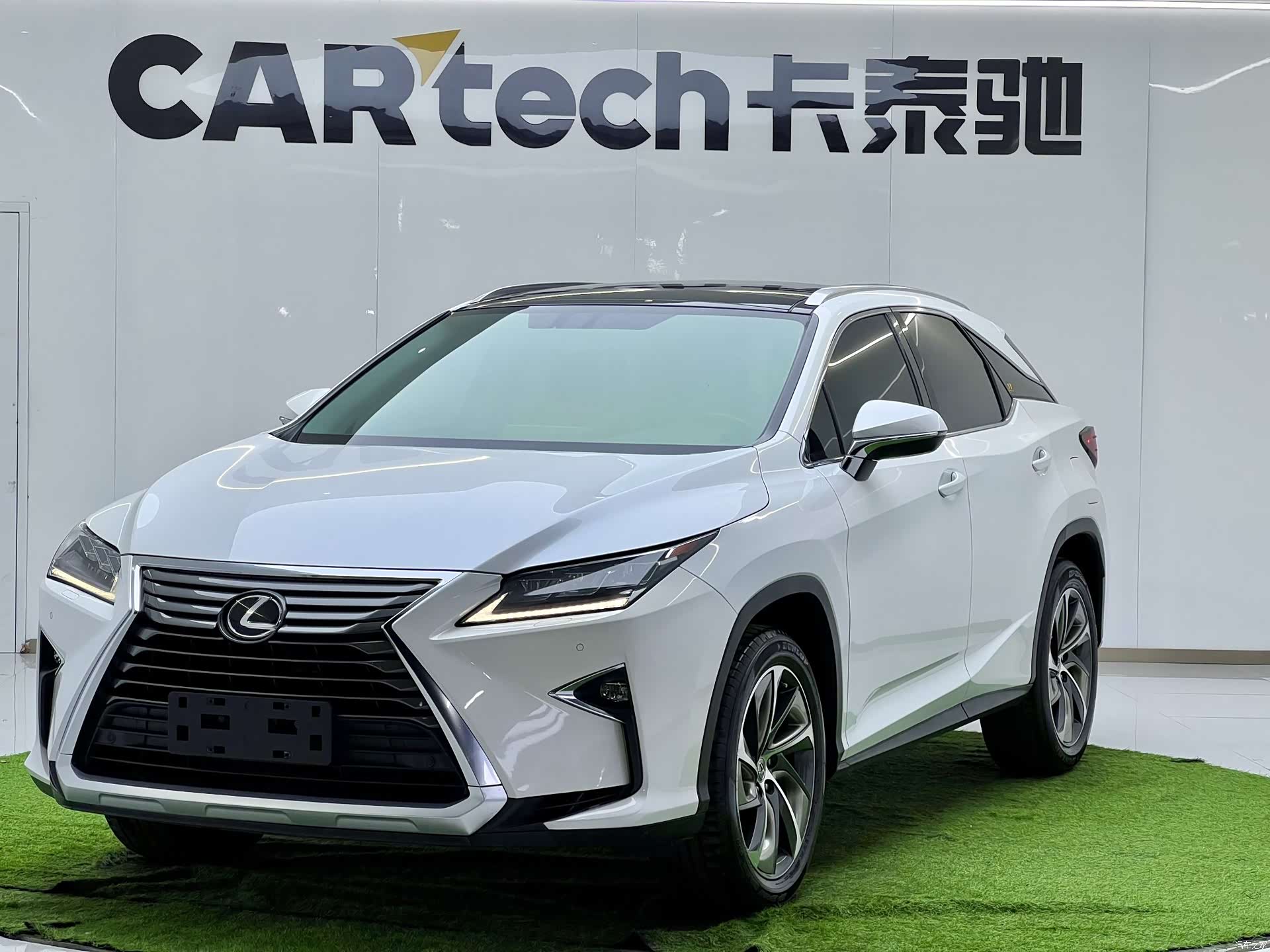 Lexus RX, 2017 1