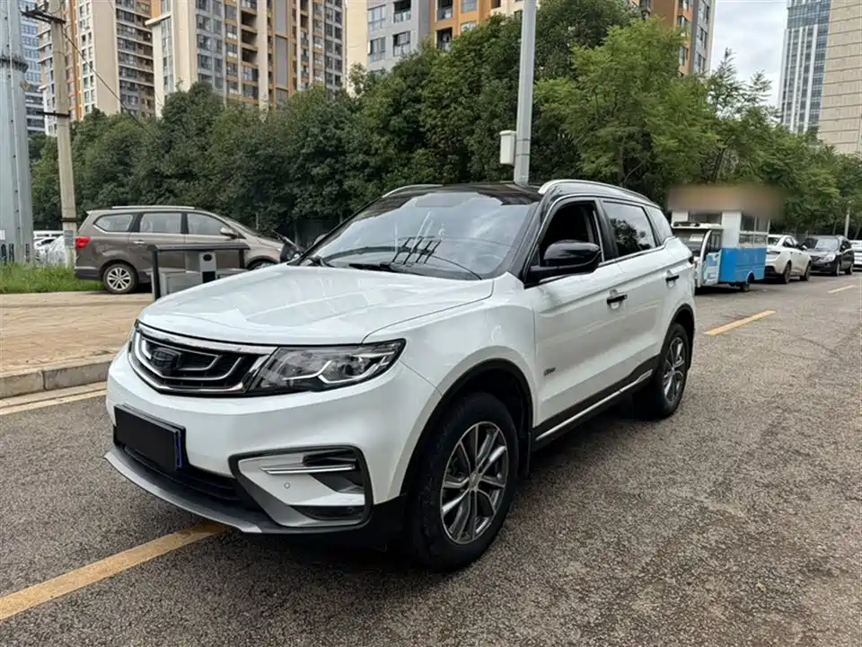 Geely Atlas