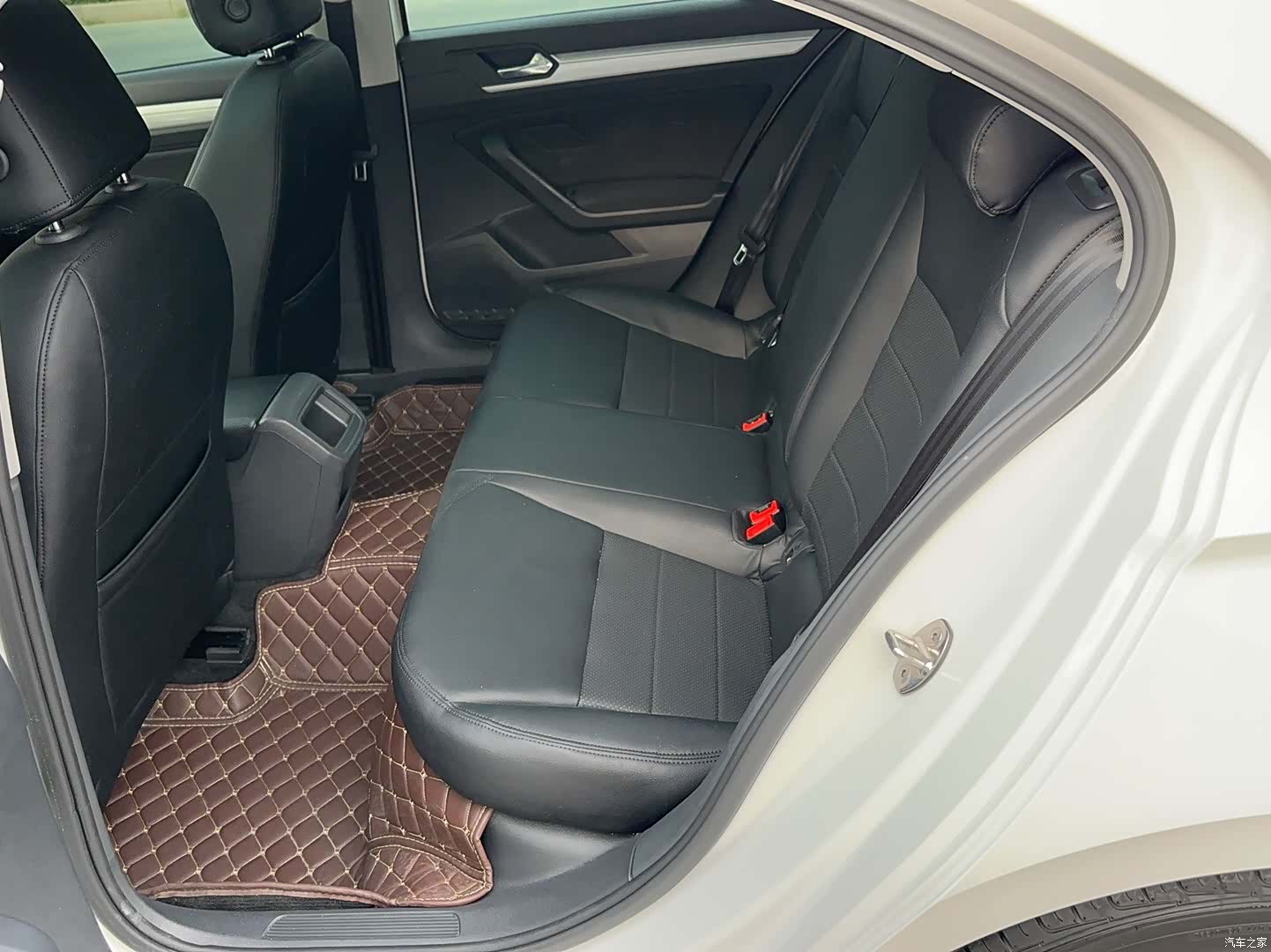 Volkswagen Lamando, 2018 16