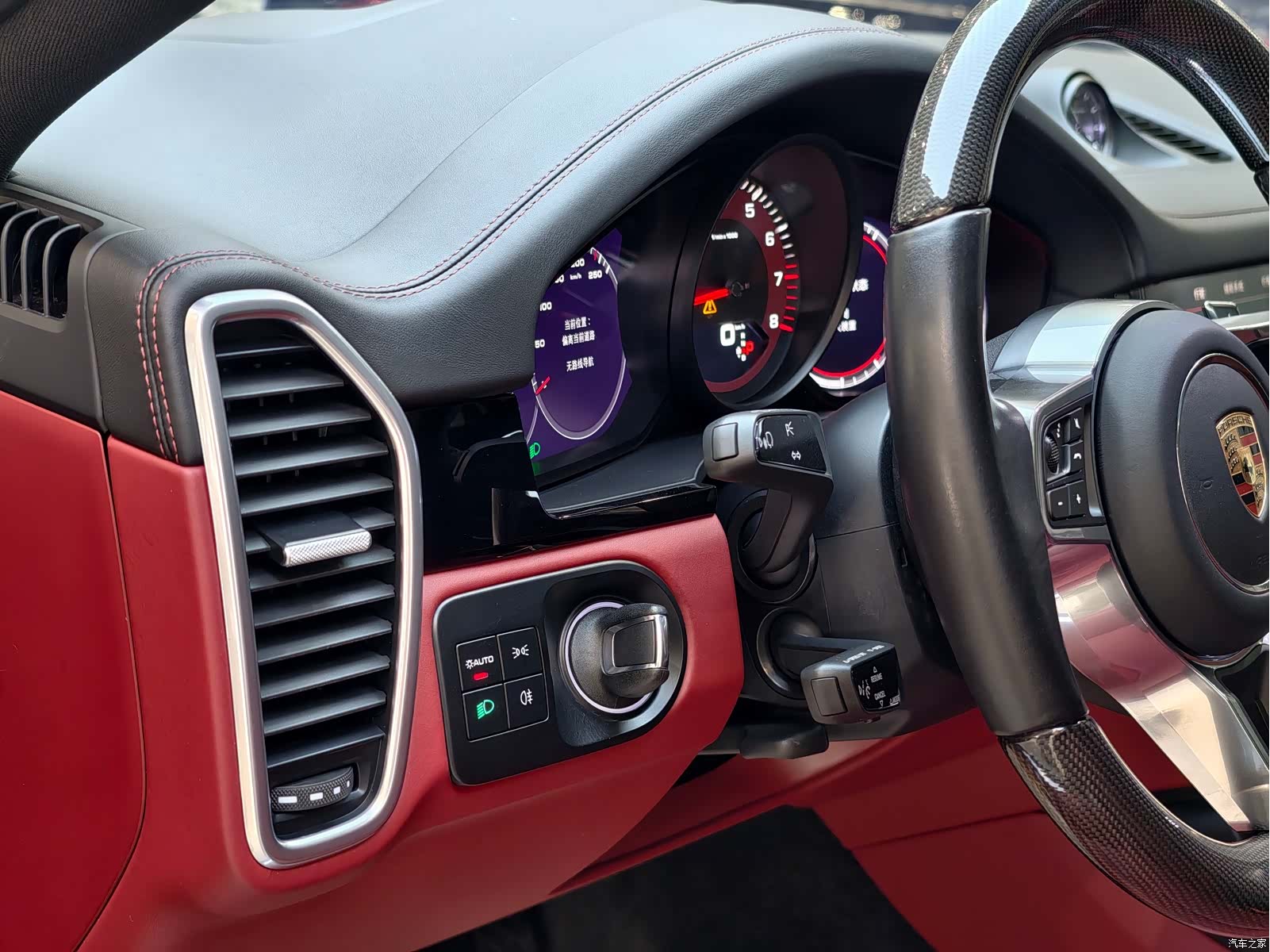 Porsche Cayenne, 2023 все фото