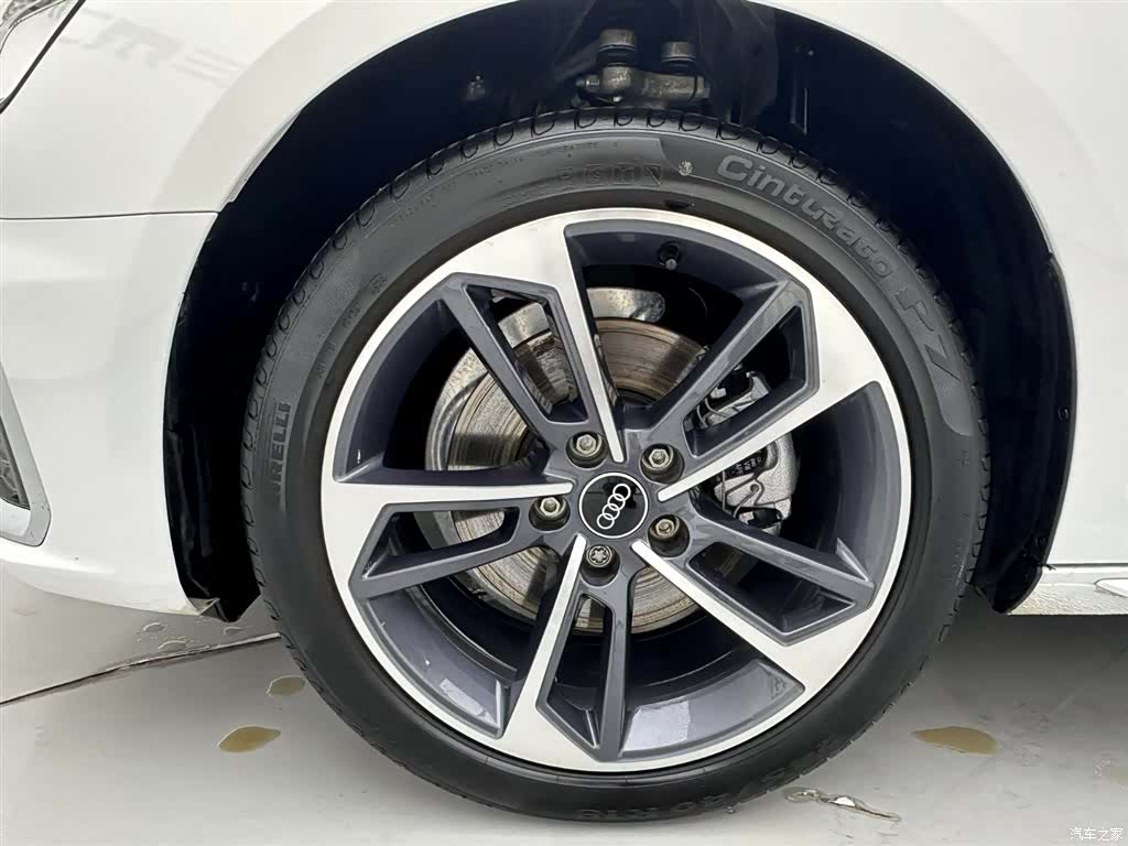 Audi A4L, 2024 30