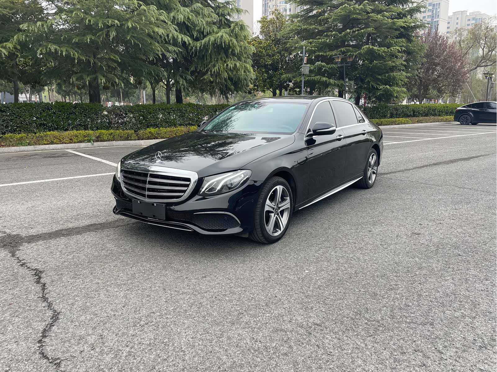 Mercedes-Benz E-Class, 2018 1