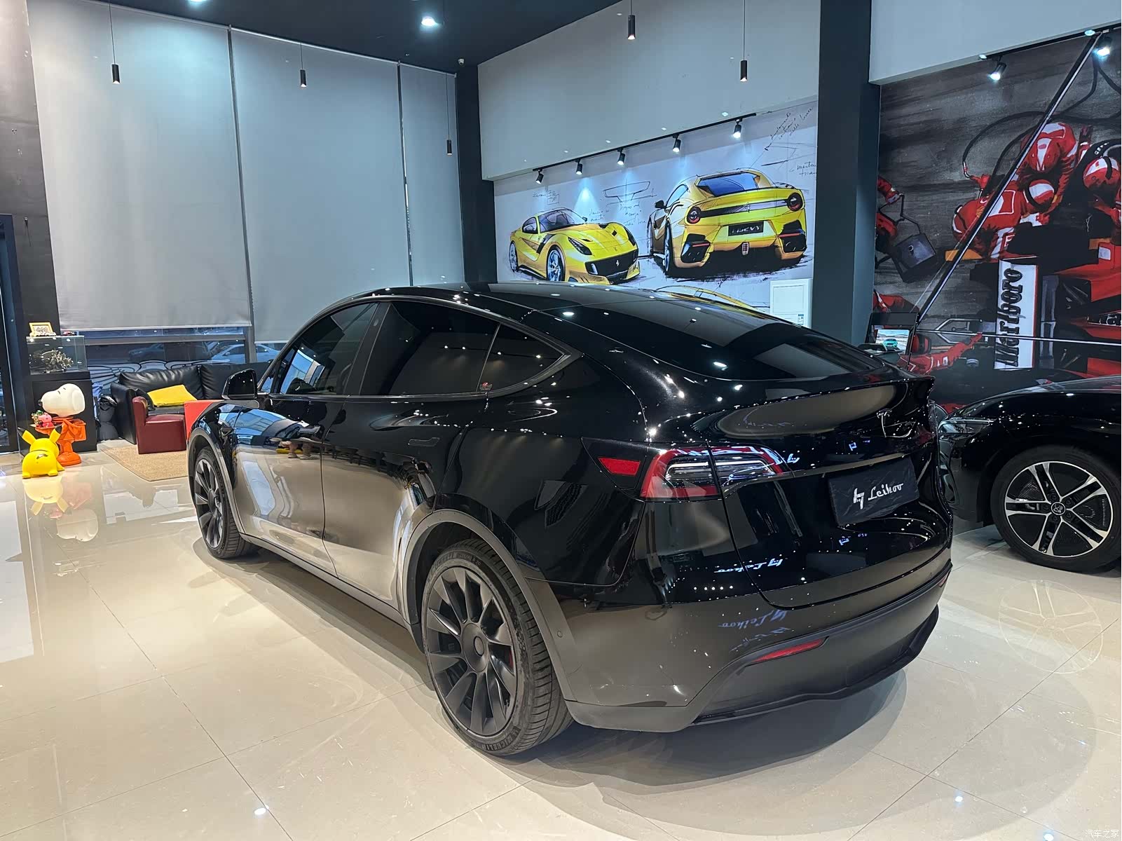 Tesla Model Y, 2022 4