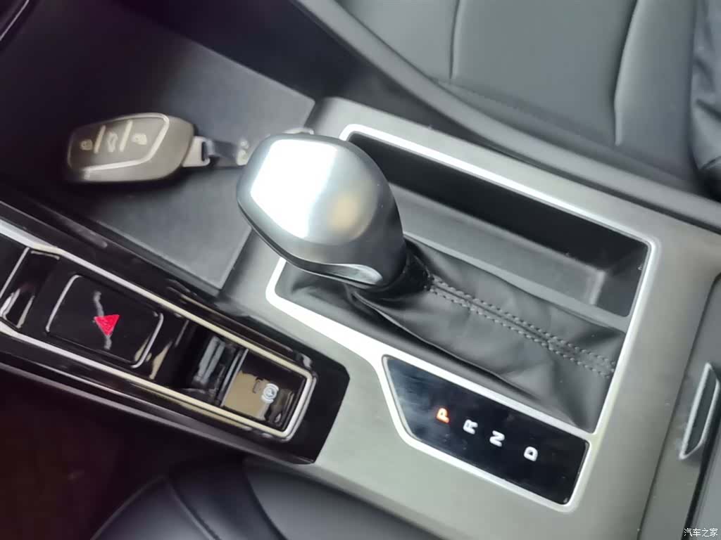 Roewe i5, 2025 14