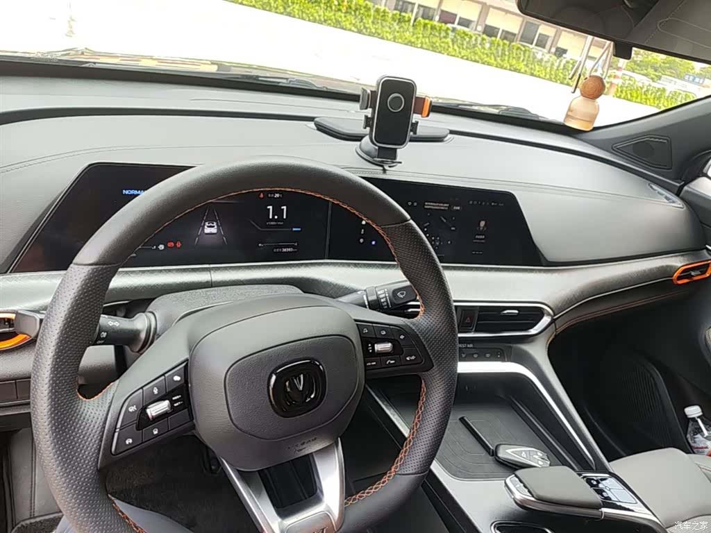 Changan UNI-T, 2023 10