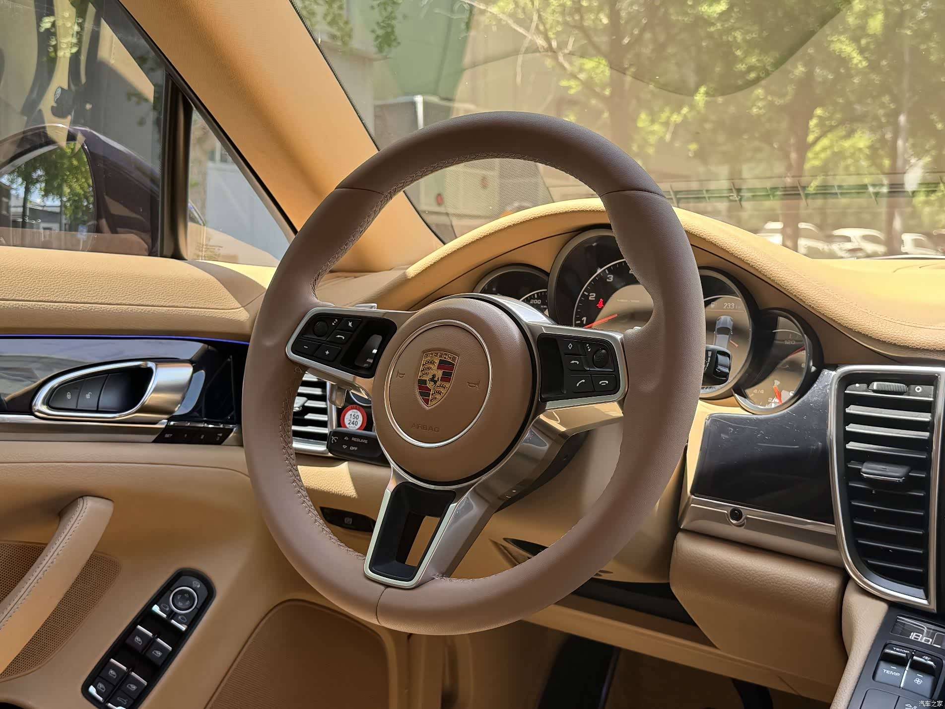 Porsche Panamera, 2014 9