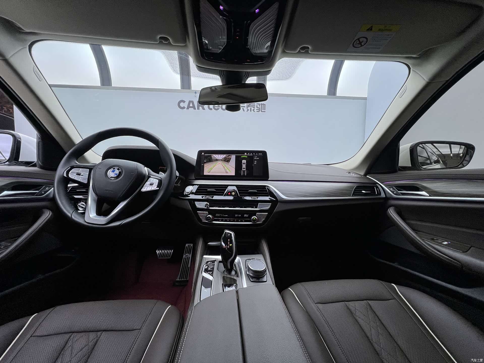 BMW 5 Series, 2021 11