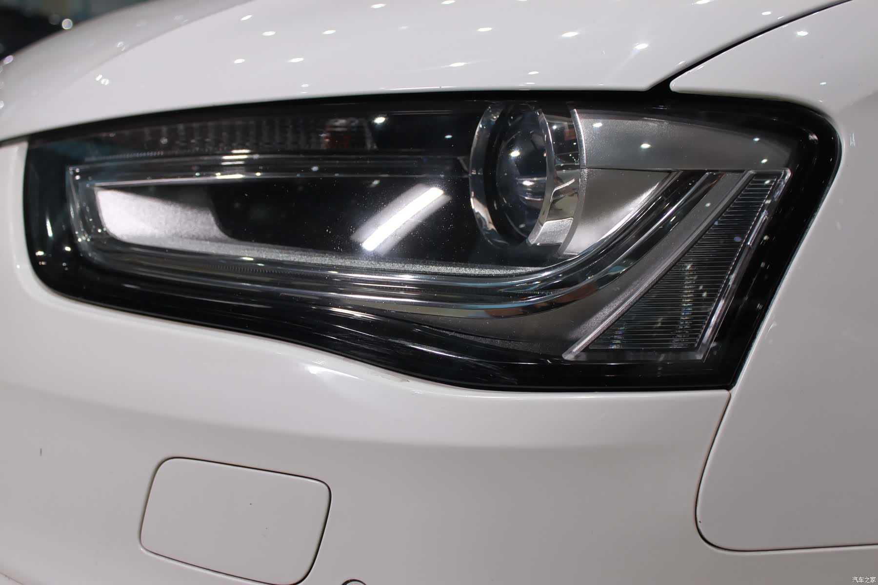 Audi A4L, 2016 6