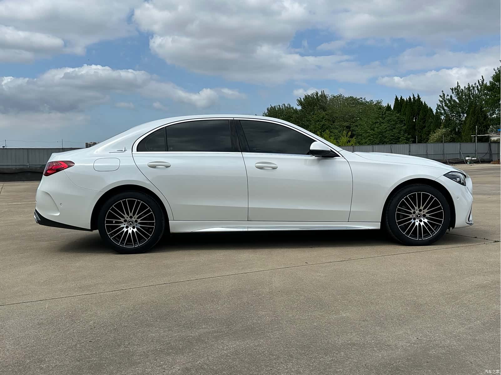 Mercedes-Benz C-Class, 2024 9