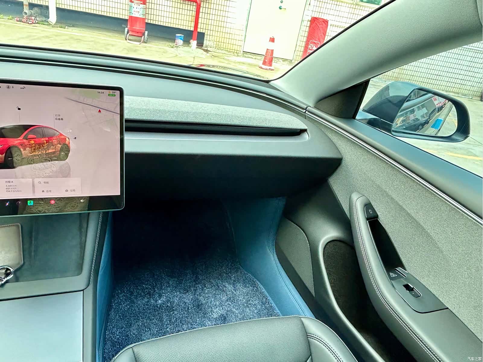 Tesla Model 3, 2025 15