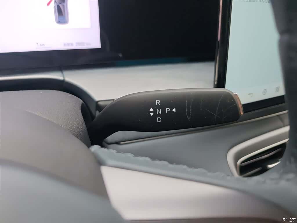 BYD HiAce, 2025 15