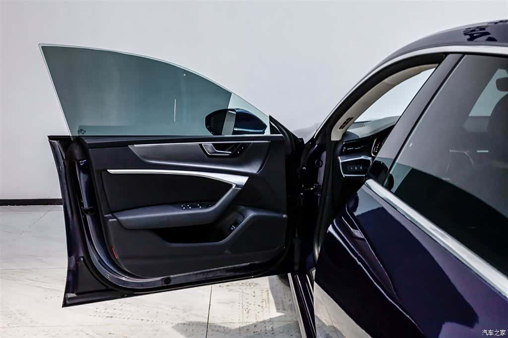 Audi A7L, 2024 8