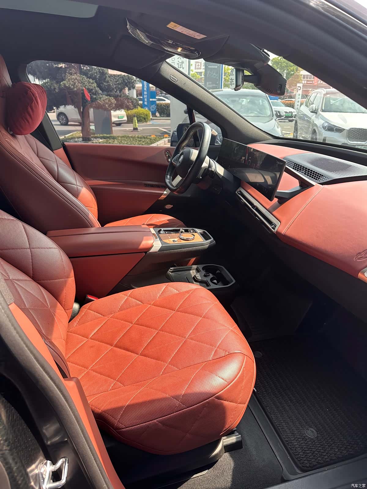 BMW iX, 2022 9