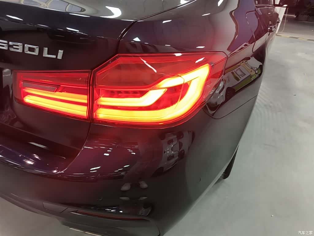 BMW 5 Series, 2018 8