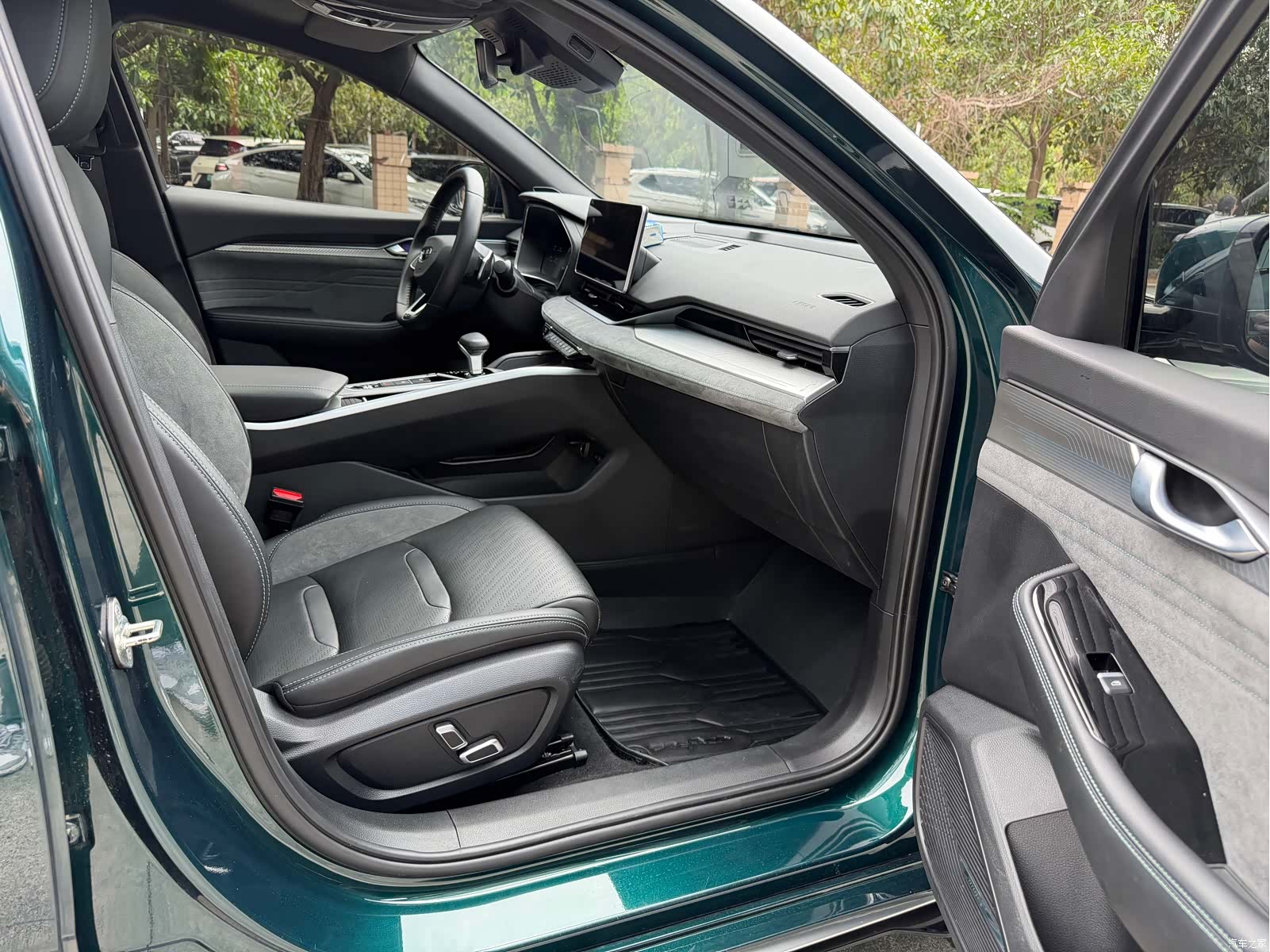 Geely Preface, 2022 17