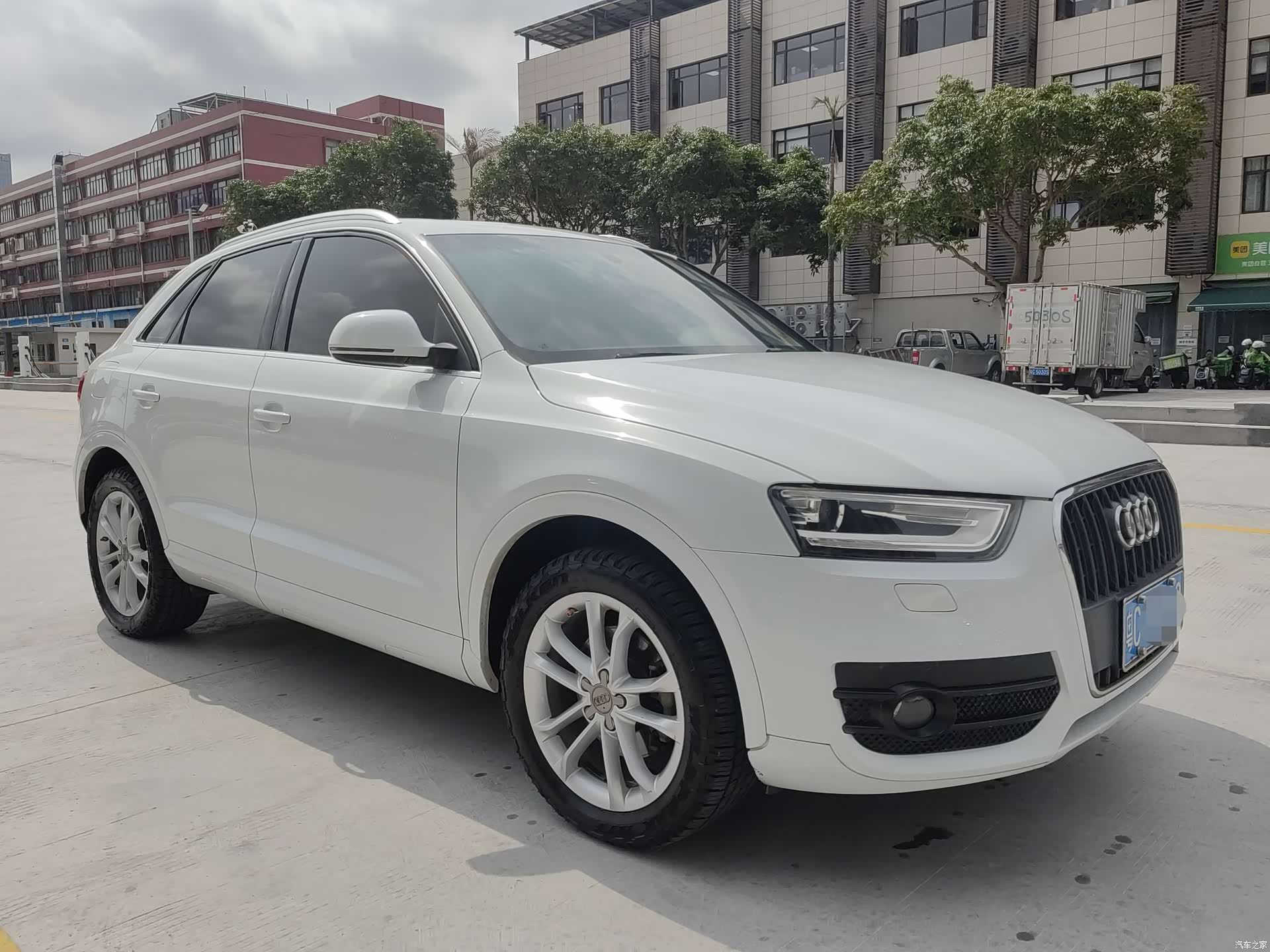 Audi Q3, 2016 все фото