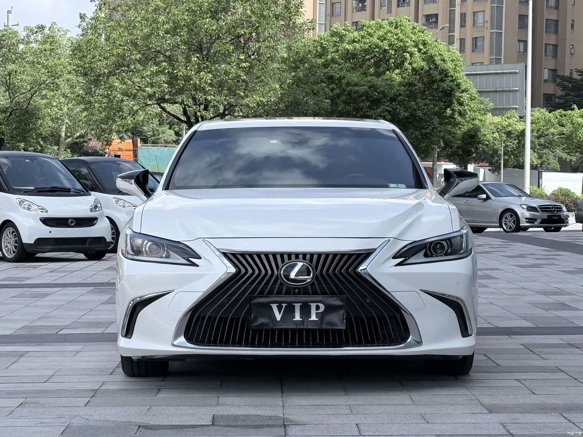 Lexus ES, 2018 2