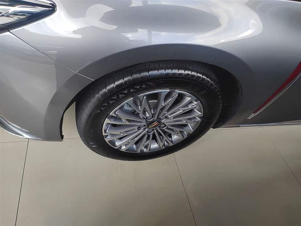 Hongqi H5