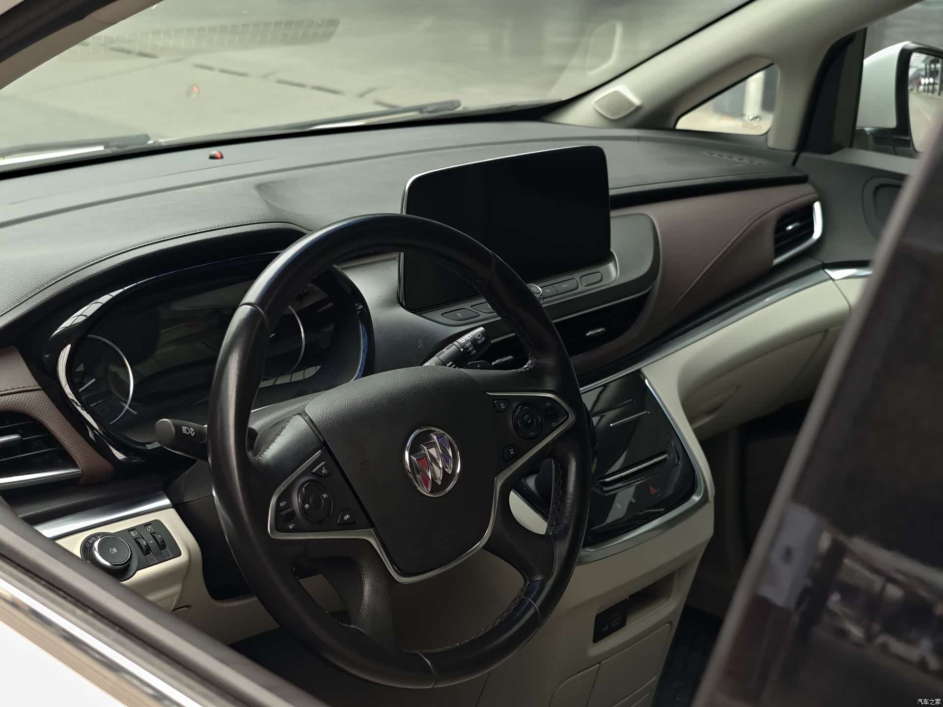 Buick GL8, 2021 6