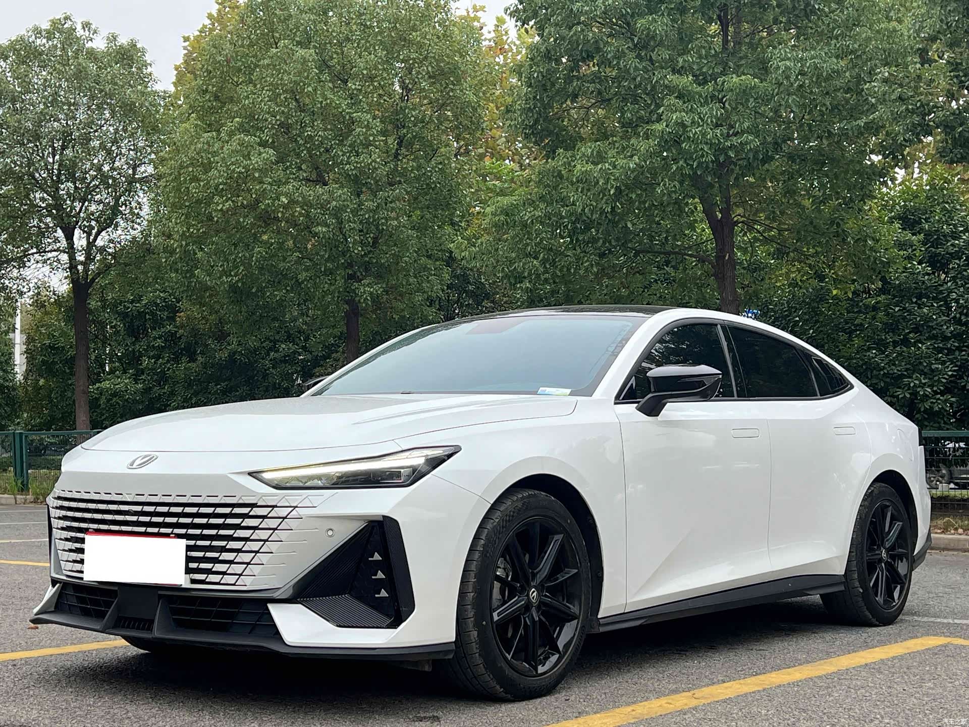 Changan UNI-V, 2022 1