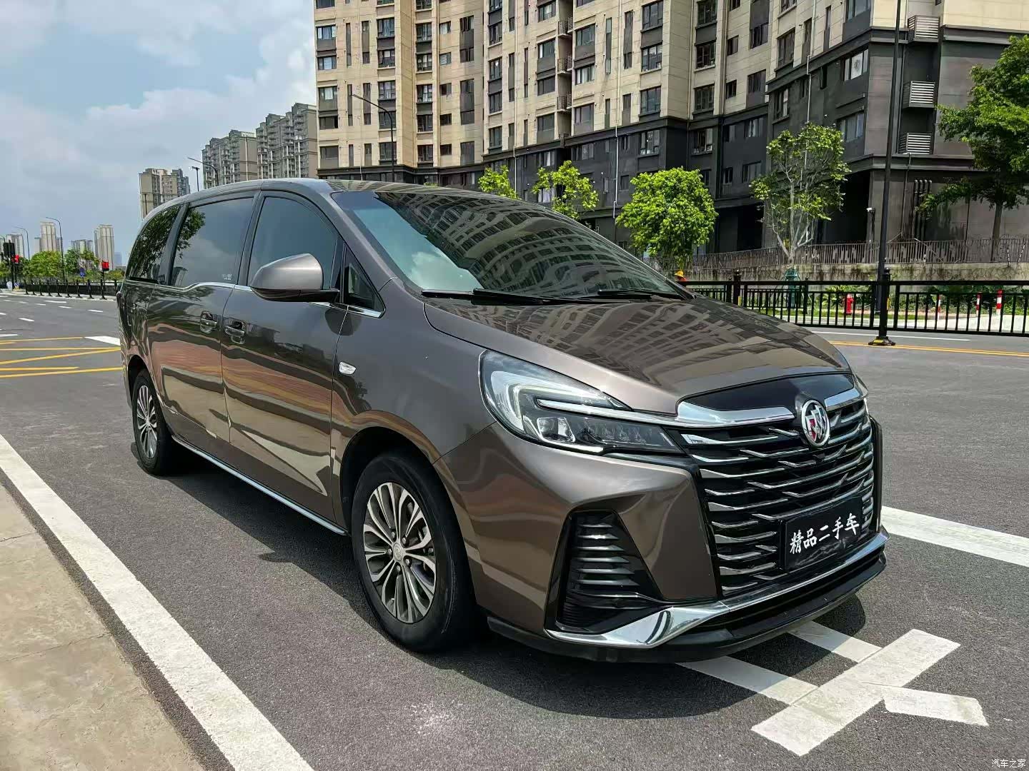 Buick GL8, 2023 6