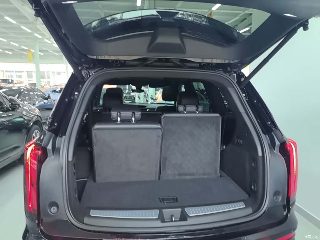 Cadillac XT6, 2022 19