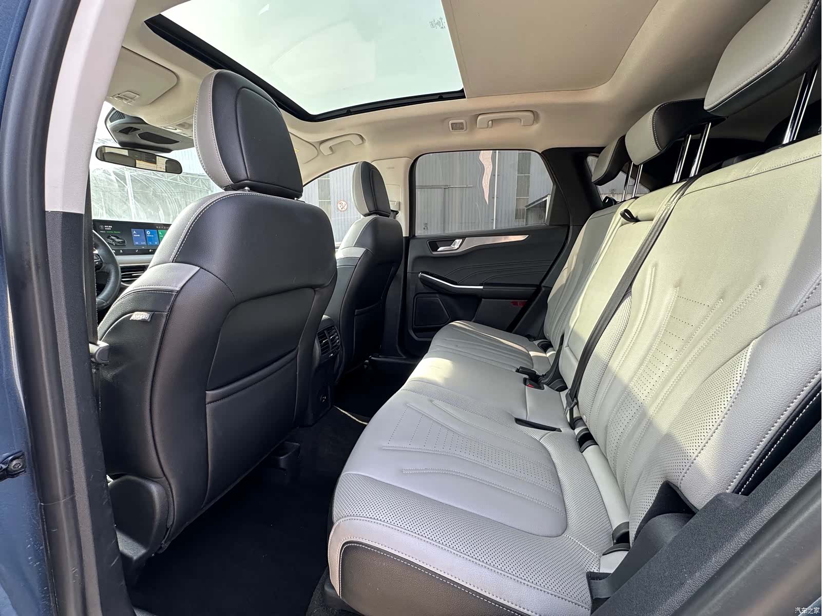 Ford Escape, 2021 все фото