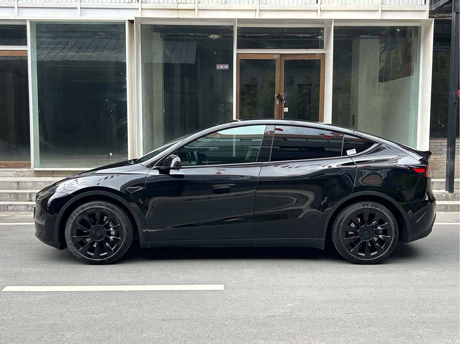 Tesla Model Y, 2021 18