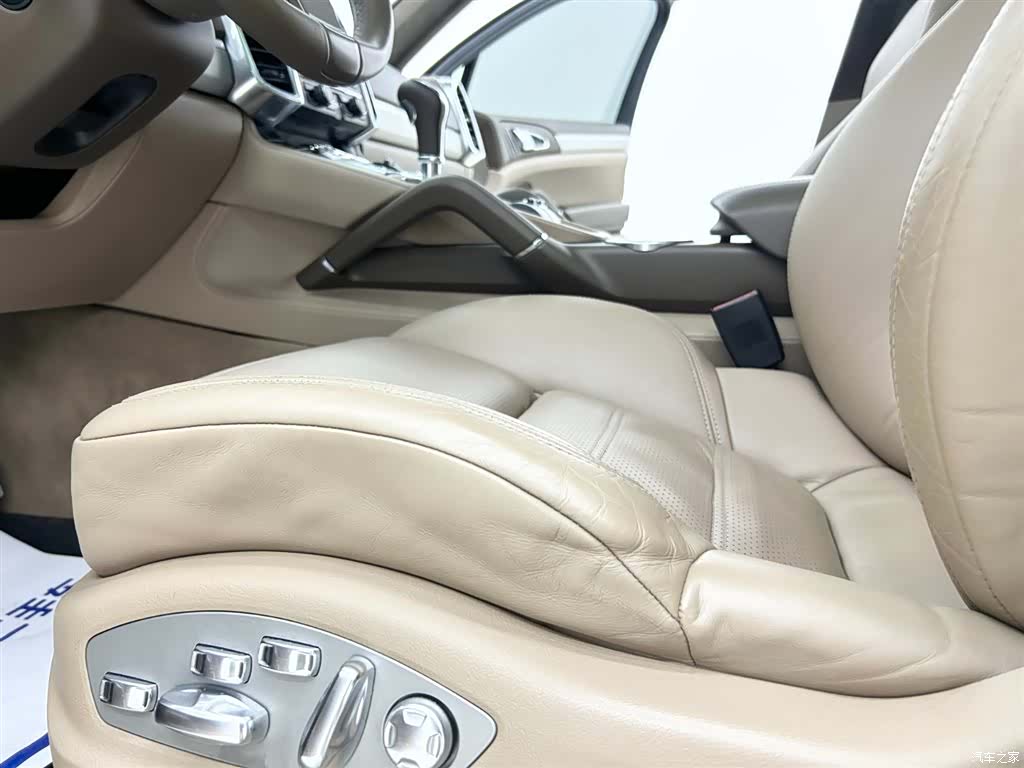 Porsche Cayenne, 2012 20