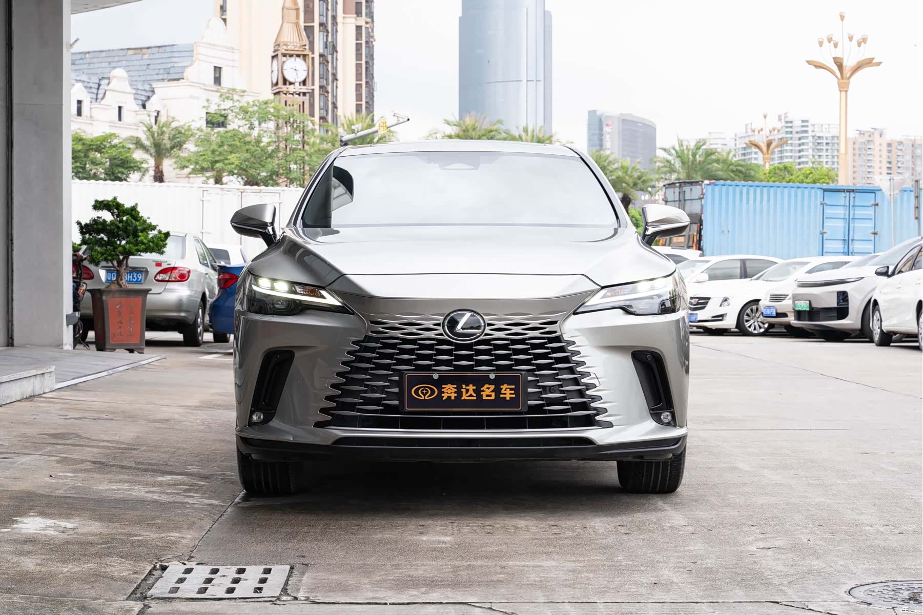 Lexus RX, 2025 2