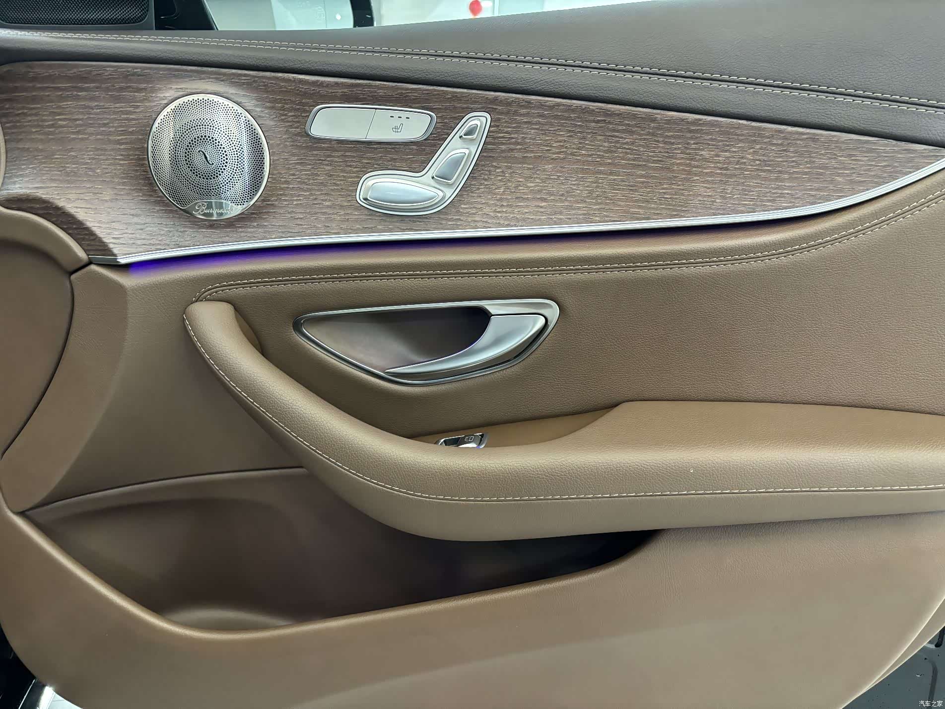 Mercedes-Benz E-Class, 2022 27