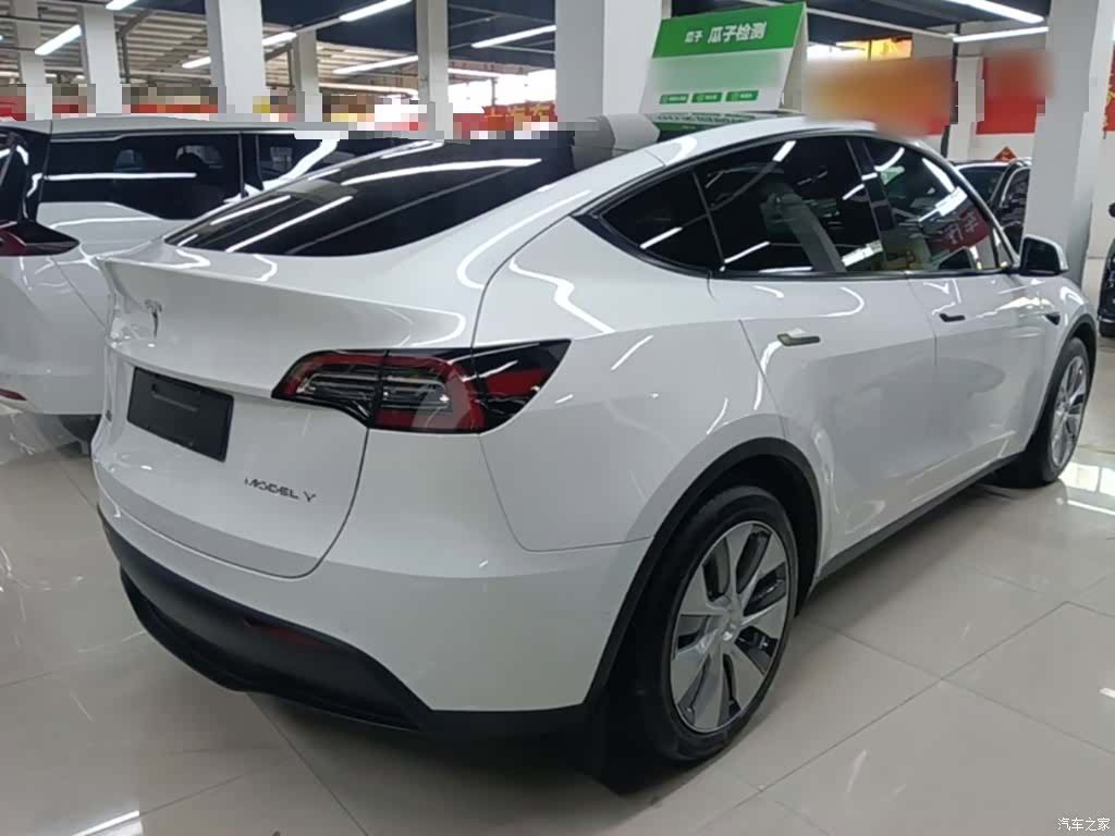 Tesla Model Y, 2021 7