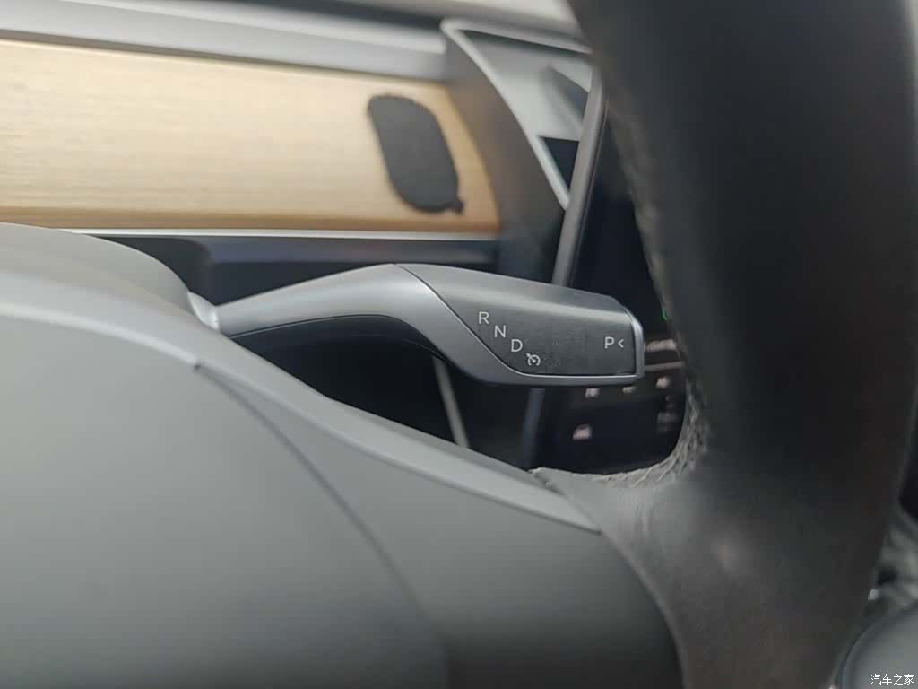 Tesla Model 3, 2020 14
