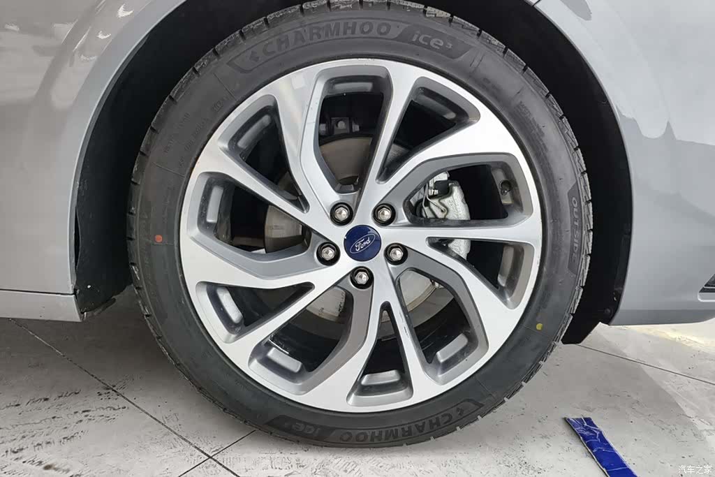 Ford Mondeo, 2022 6