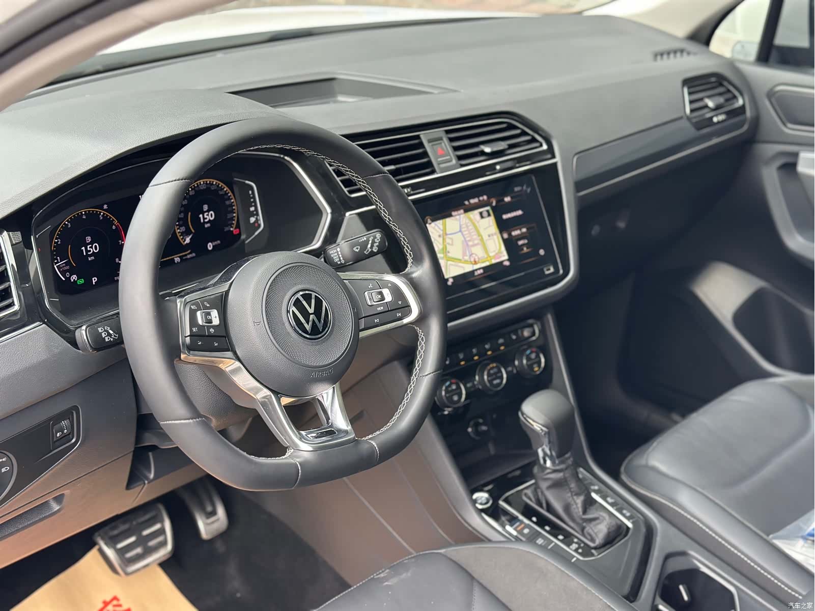 Volkswagen Tiguan L, 2021 9
