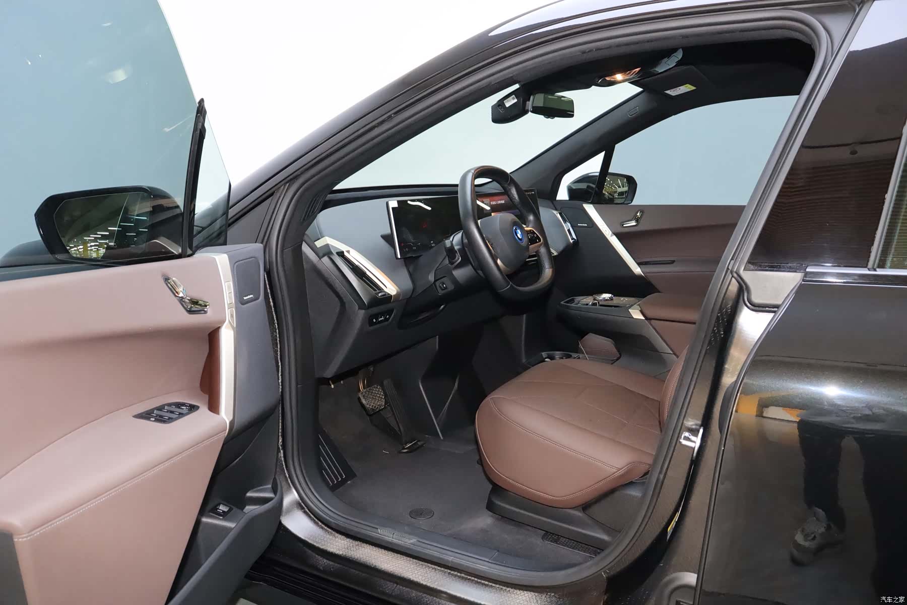 BMW iX, 2023 15