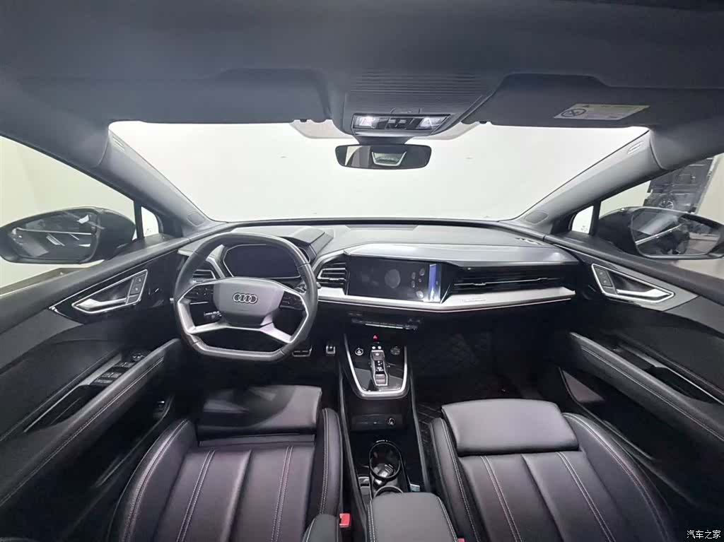Audi Q4 e-tron, 2025 6