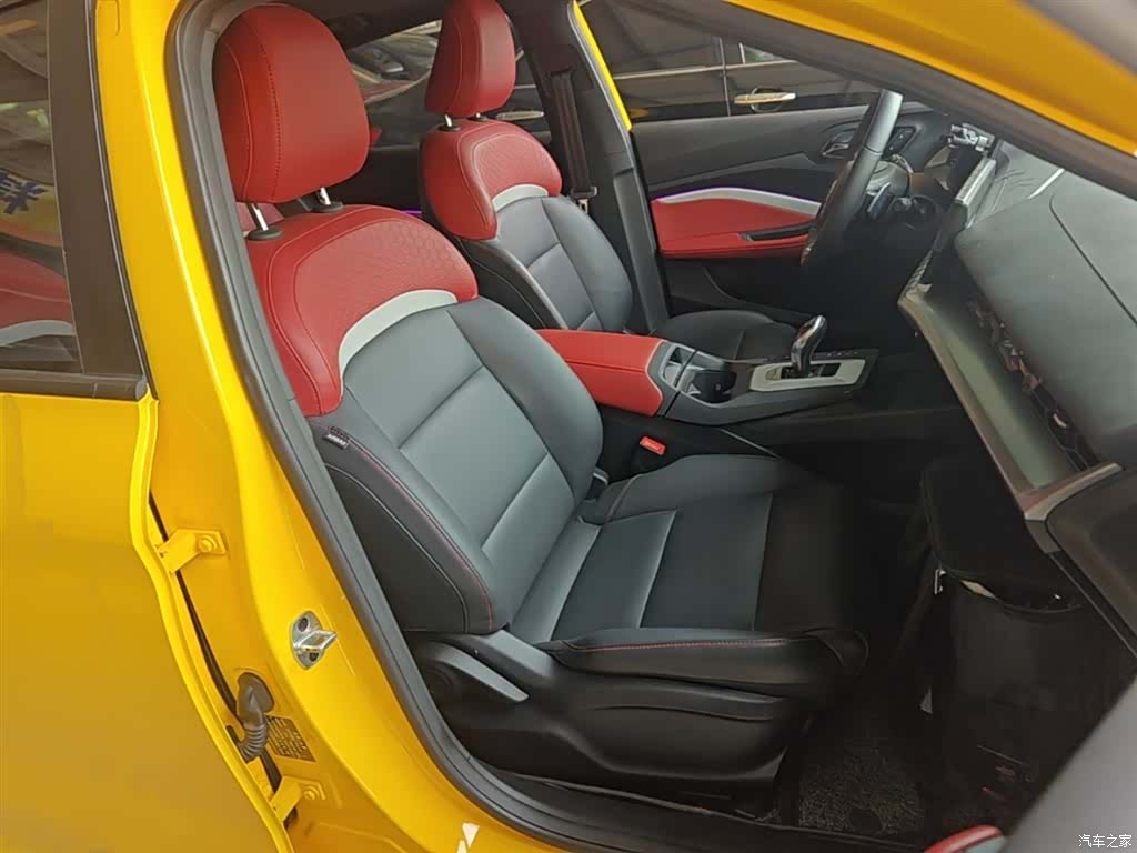 MG MG5, 2022 25