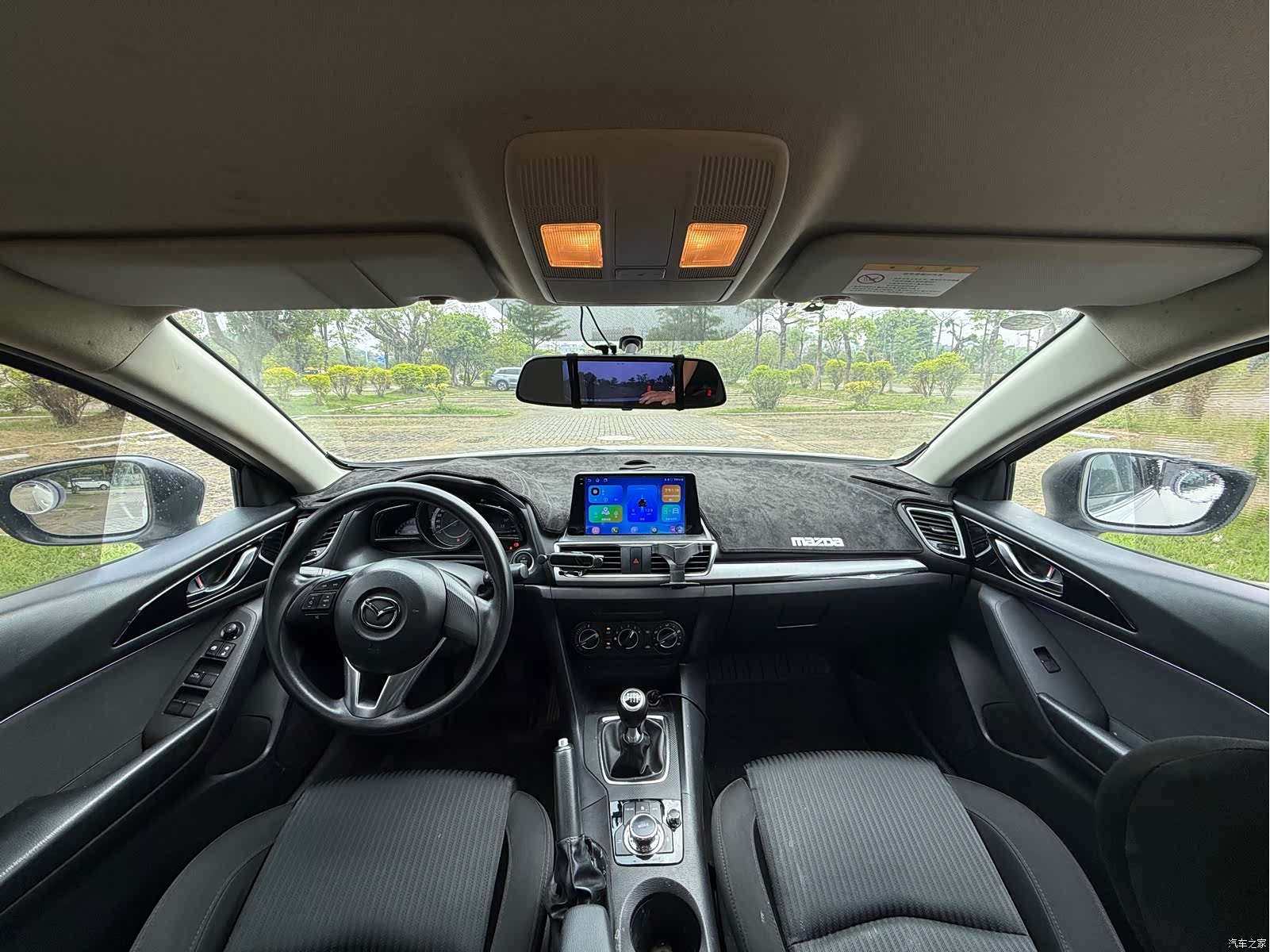 Mazda Mazda3, 2016 14