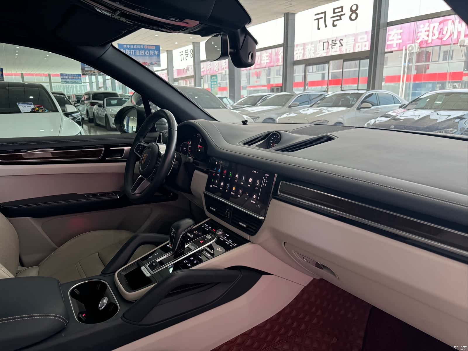 Porsche Cayenne, 2022 9
