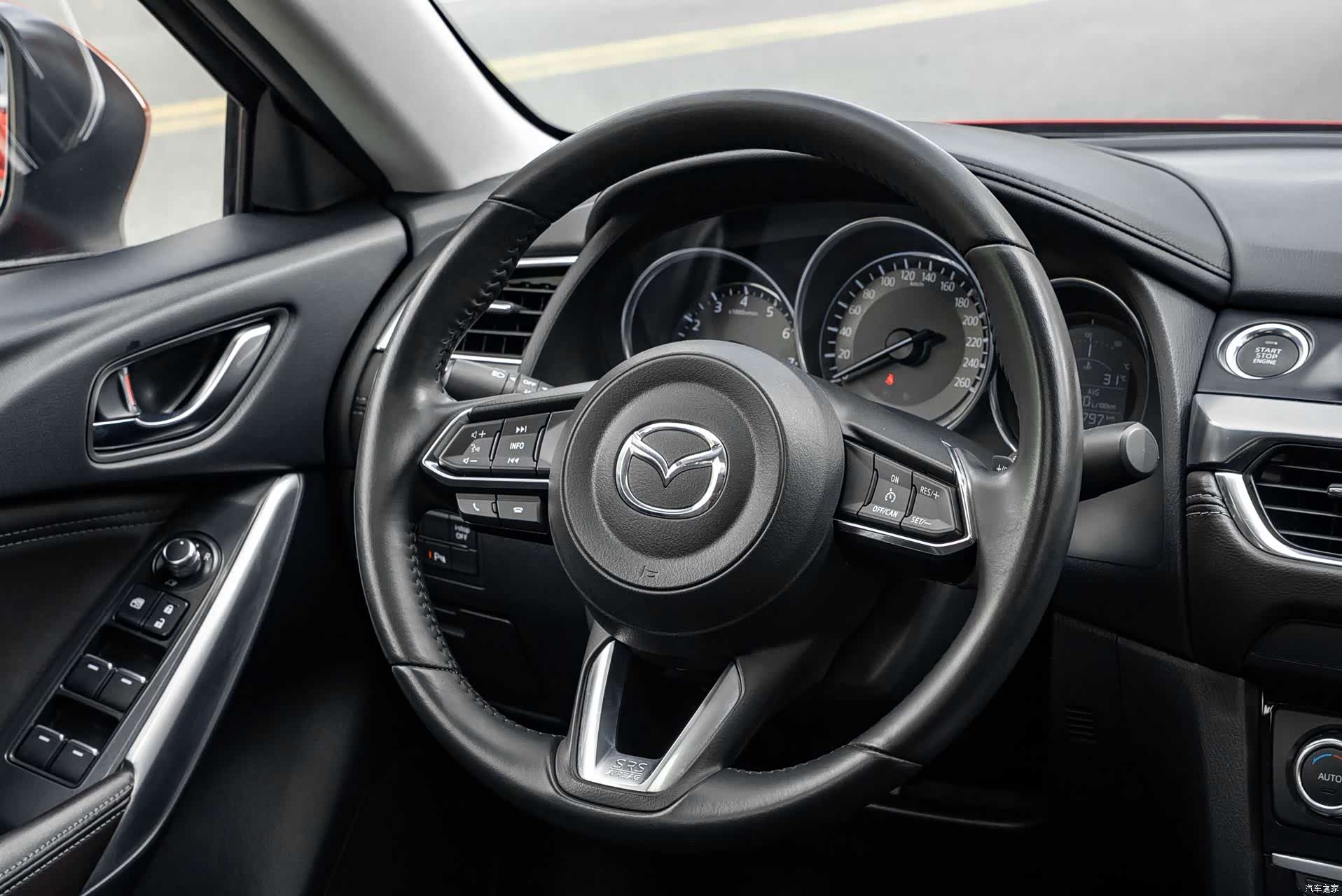 Mazda Atenza, 2019 6