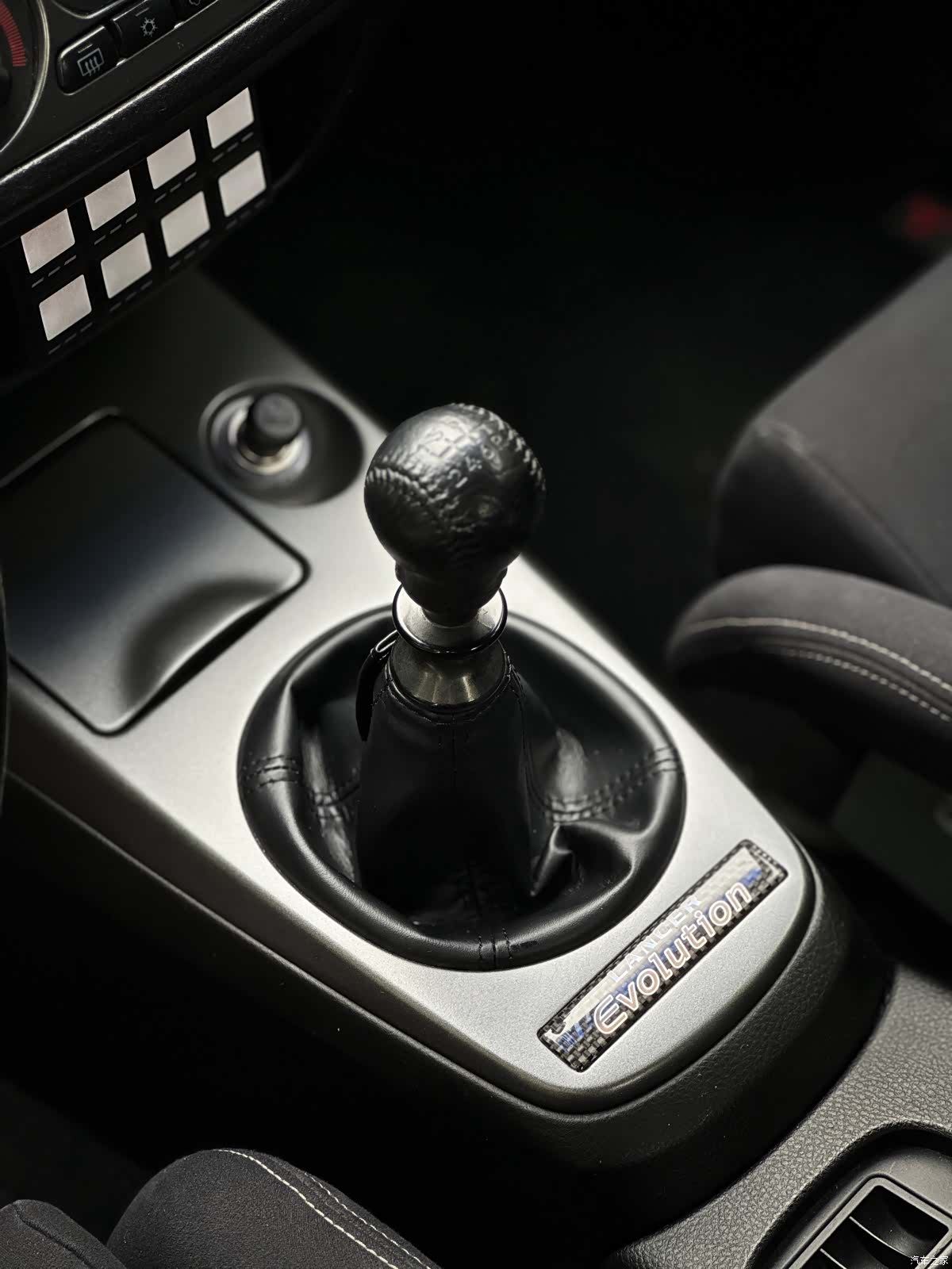 Mitsubishi LANCER, 2008 7
