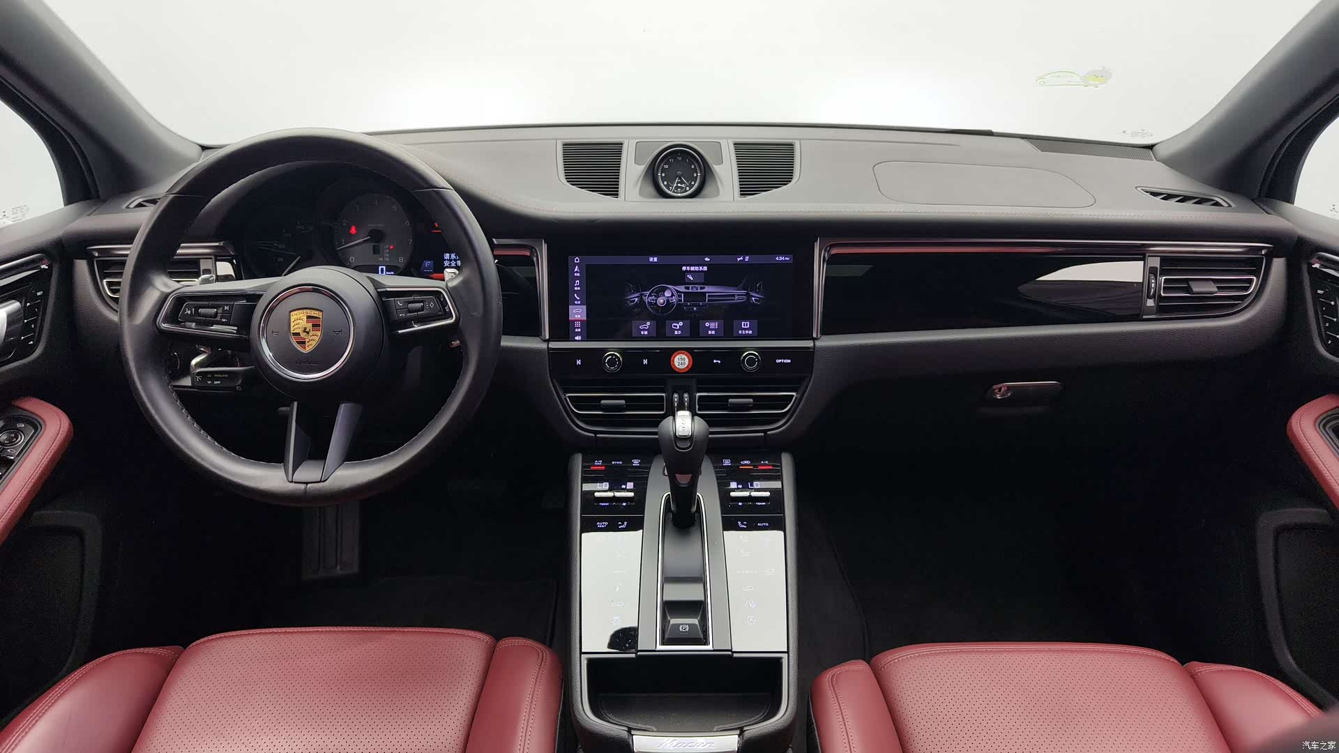 Porsche Macan, 2022 9