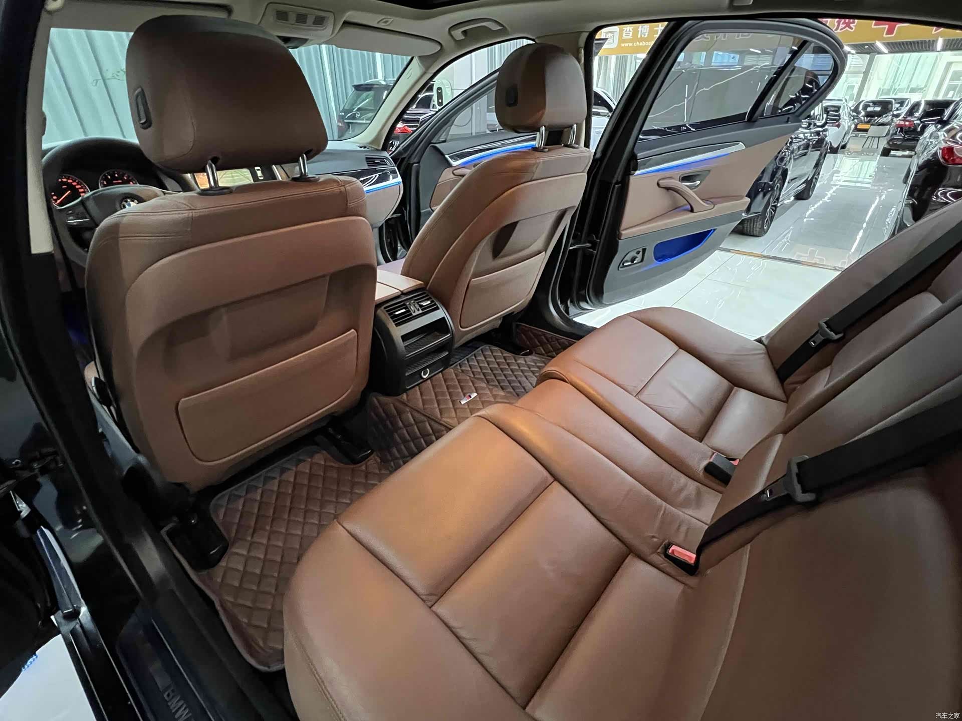 BMW 5 Series, 2017 16