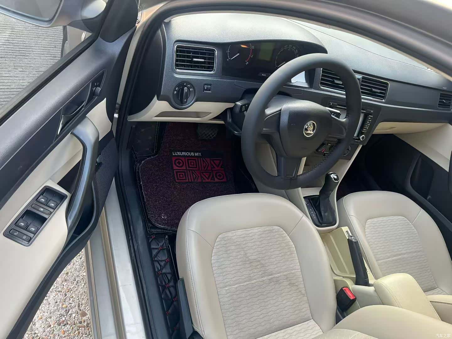 Skoda Rapid, 2017 6