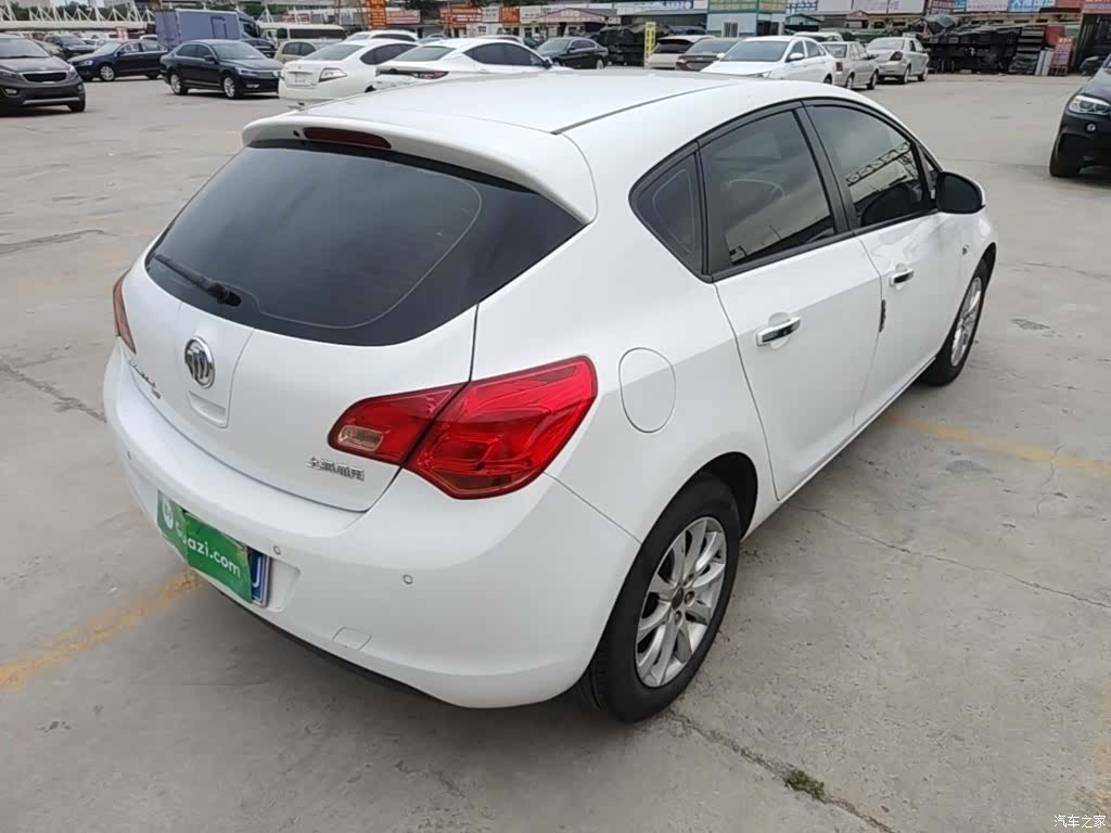 Buick XT, 2015 7